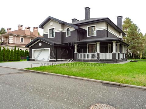 будинок за адресою Набережна вул.