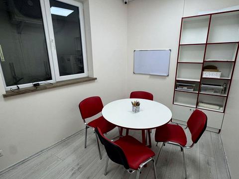 комерційна за адресою Кульпарківська вул., 93