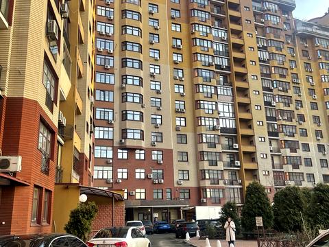 квартира за адресою Євгена Коновальця вул. (Щорса), 32-Б