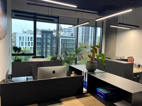 коммерческая по адресу Болсунівська, 13-15