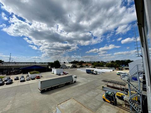 комерційна за адресою Бровари, Олега Онікієнка вул., 61