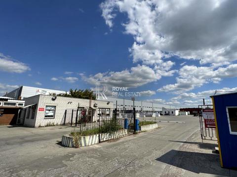 комерційна за адресою Бровари, Олега Онікієнка вул., 61