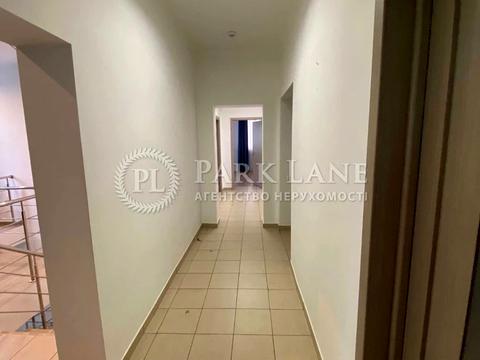 комерційна за адресою Спаська вул., 24/15