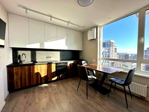 квартира за адресою Салютна вул., (Будинок 02301-02303)