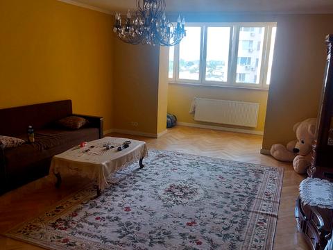 квартира за адресою Старицького вул., 20/4