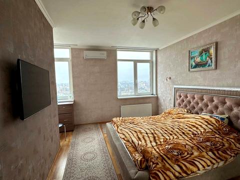 квартира за адресою Разумовська вул., 10/12