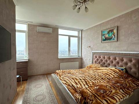 квартира за адресою Разумовська вул., 10/12