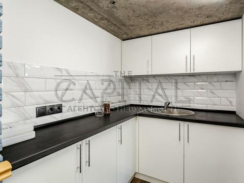 коммерческая по адресу Григоренка Петра, 22