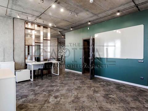 коммерческая по адресу Григоренка Петра, 22