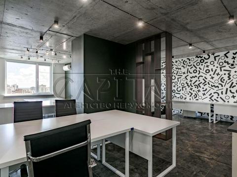 коммерческая по адресу Григоренка Петра, 22