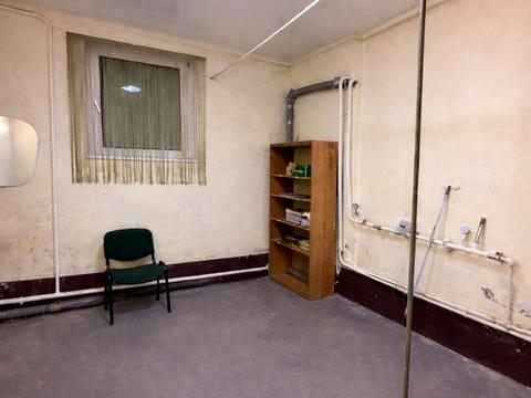 комерційна за адресою Святого Володимира вул., 3