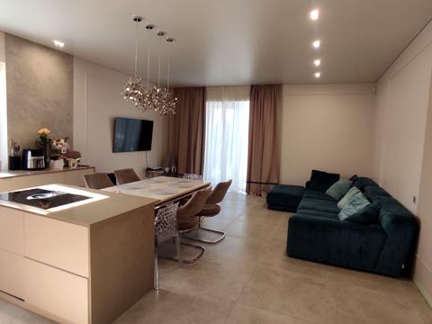 будинок за адресою Ньютона вул.