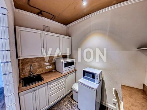 комерційна за адресою Зарічна вул., 6 к1