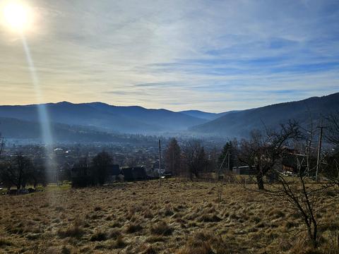 участок по адресу Шкільна