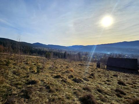 участок по адресу Шкільна