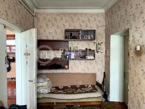 будинок за адресою Валерія Лобановського просп. (Червонозоряний), 77