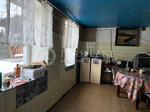 будинок за адресою Валерія Лобановського просп. (Червонозоряний), 77