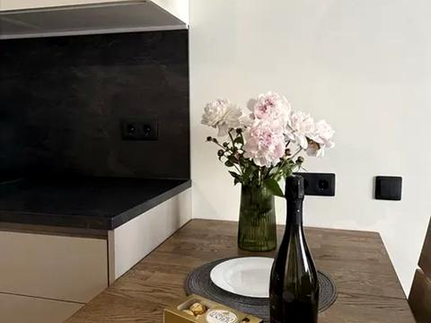 квартира за адресою Євгена Коновальця вул., 37-А