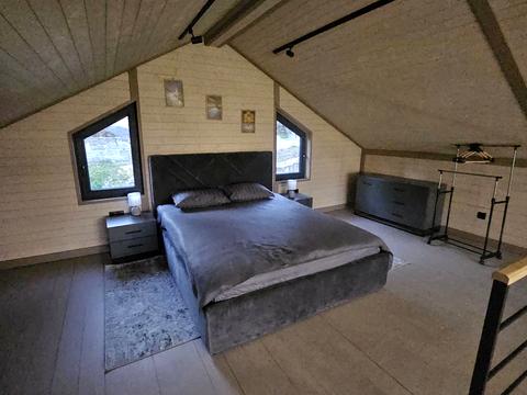 будинок за адресою Івана Петраша вул.