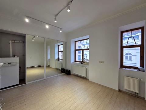 квартира за адресою Воздвиженська вул., 20