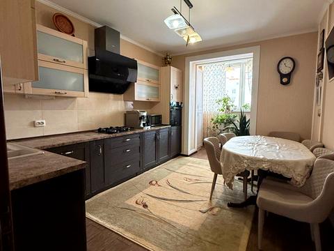 квартира за адресою Вінниця, Зодчих вул., 5