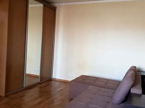 квартира за адресою Райдужна вул., 4