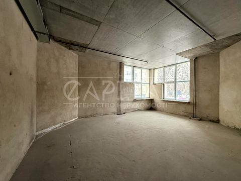 комерційна за адресою Федора Ернста вул., 8