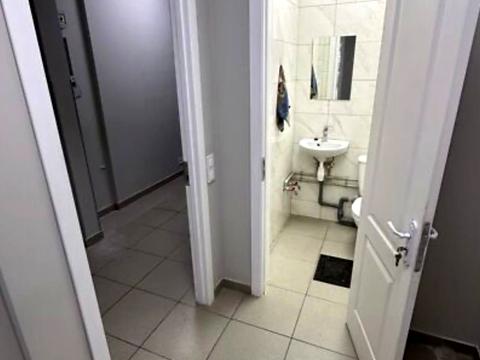 коммерческая по адресу Большая Васильковская ул. (Красноармейская), 17