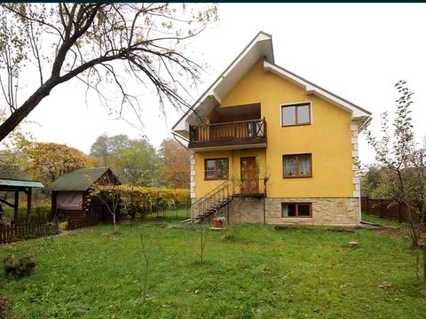 дом по адресу Страчених