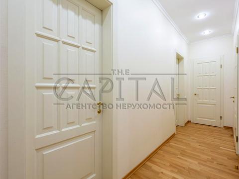 комерційна за адресою Київ, Ірининська вул., 5/24