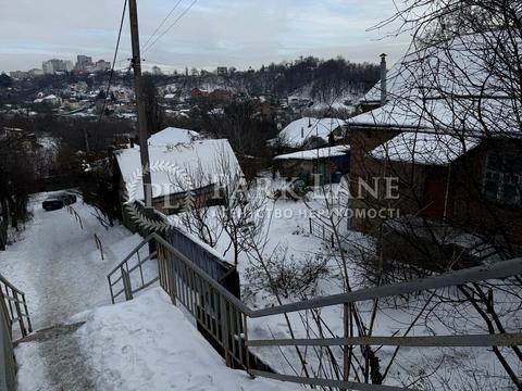 будинок за адресою Валерія Лобановського просп. (Червонозоряний), 77