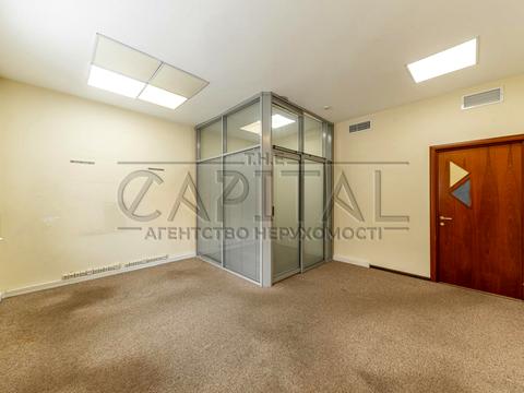 комерційна за адресою Володимира Івасюка просп. (Героїв Сталінграду), 8