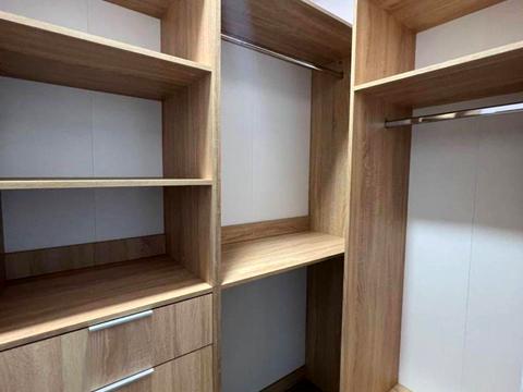 квартира по адресу Ревуцкого ул., 40-Б