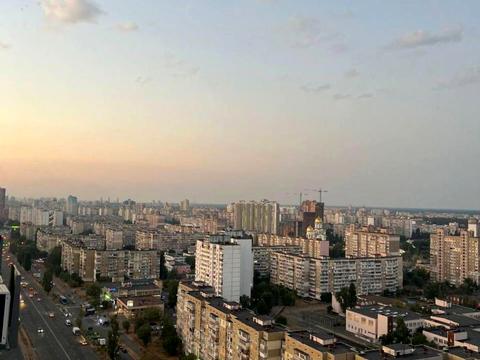 квартира по адресу Ревуцкого ул., 40-Б