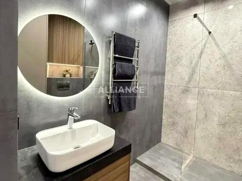 квартира за адресою Євгена Коновальця вул., 37-А