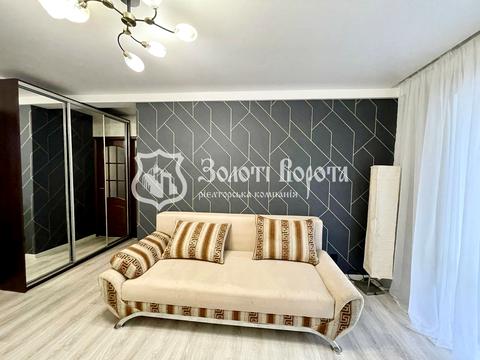 квартира за адресою Зодчих вул., 36