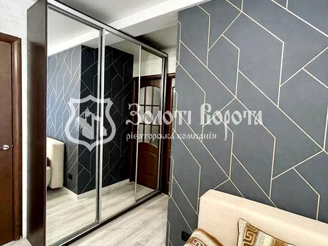 квартира за адресою Зодчих вул., 36