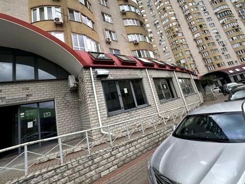 коммерческая по адресу Днепровская Набережная, 19
