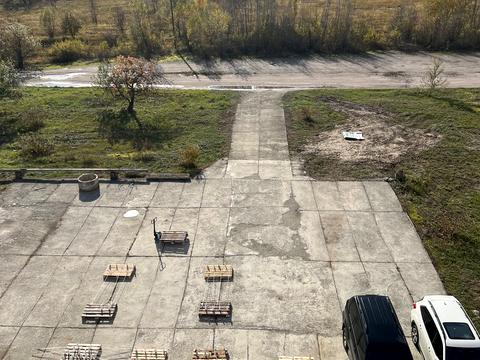 комерційна за адресою Лісова вул. (Пархоменка), 60