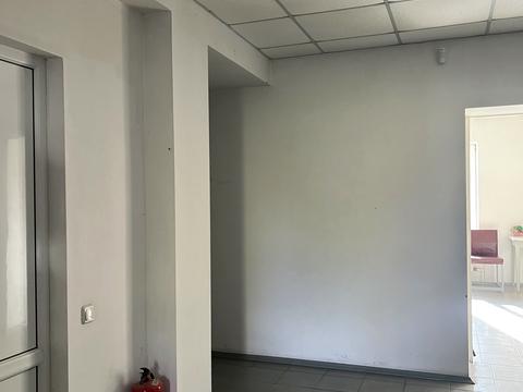 комерційна за адресою Лісова вул. (Пархоменка), 60