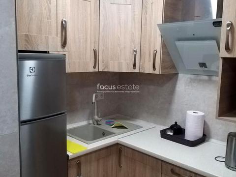 комерційна за адресою Богданівська вул., 7-А