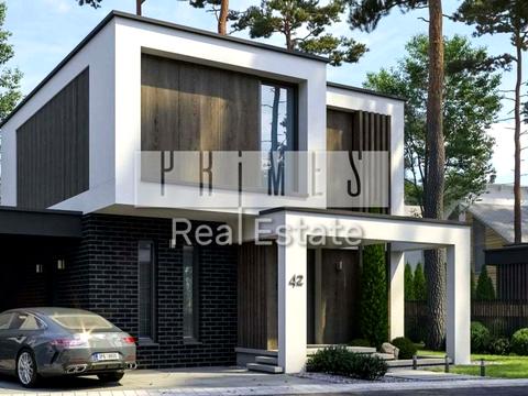 будинок за адресою Набережна вул.