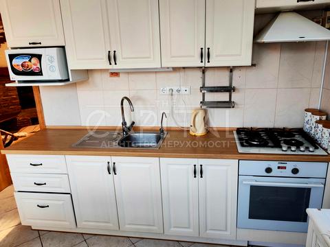 дом по адресу с. Гнедин, Центральная ул.