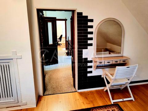 дом по адресу с. Гнедин, Центральная ул.