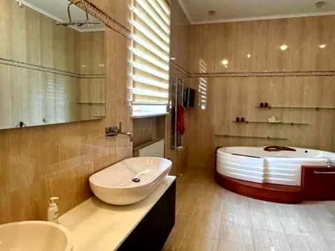 квартира за адресою Чорноморська вул., 1