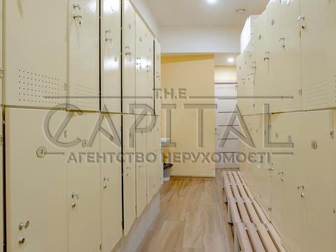 коммерческая по адресу Евгения Коновальца ул. (Щорса), 36-В