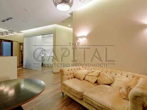 коммерческая по адресу Евгения Коновальца ул. (Щорса), 36-В