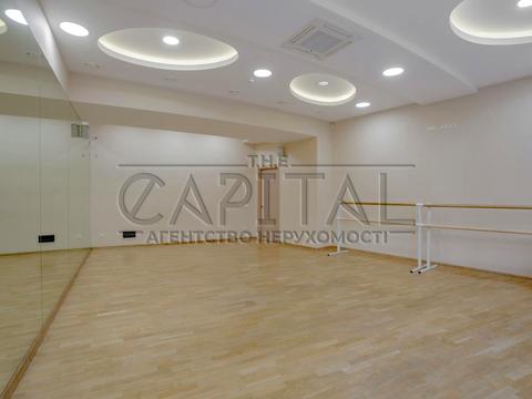 коммерческая по адресу Евгения Коновальца ул. (Щорса), 36-В