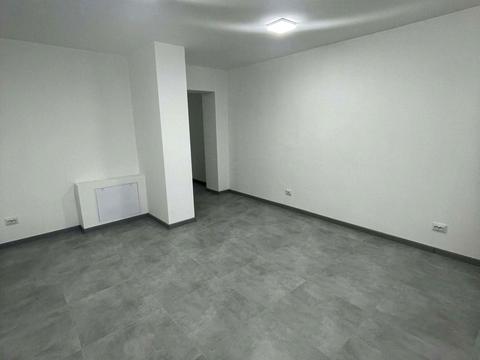 комерційна за адресою Гайова вул., 5