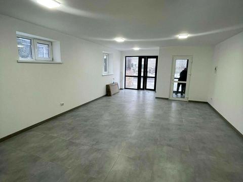 комерційна за адресою Гайова вул., 7